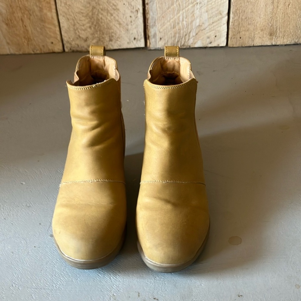 Athlefit Wedge Bootie